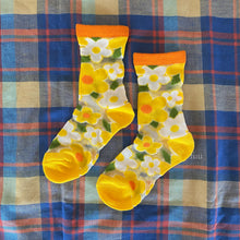 画像をギャラリービューアに読み込む, Fun Flowers Socks
