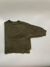 画像をギャラリービューアに読み込む, Olive Green Knit Cardigan
