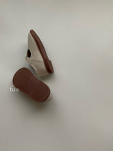 画像をギャラリービューアに読み込む, Caramel Macchiato Strap Shoes
