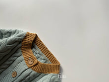 画像をギャラリービューアに読み込む, Peppermint Mocha Cardigan
